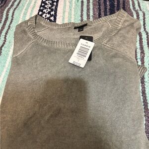 NWT Torrid size 1 sage green sweater